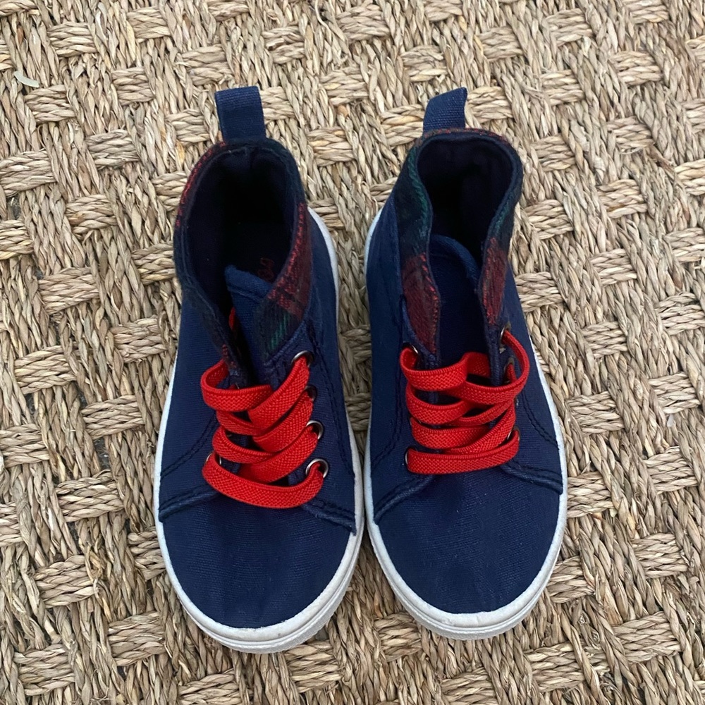 Oomphies High Top Sneakers in Navy and Red